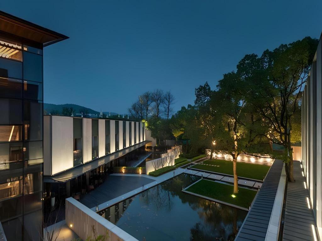 Pins De La Brume Hotel Hangzhou Luaran gambar